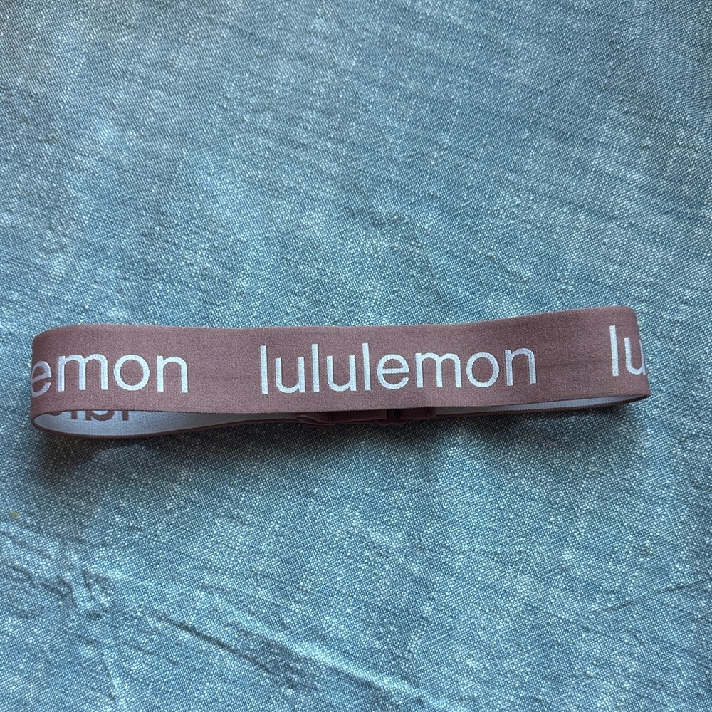 Lululemon rose colored headband